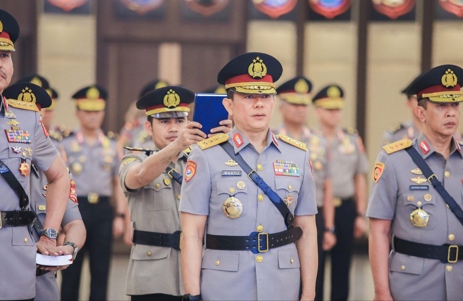 Kapolri Pimpin Pelantikan Sejumlah Kapolda dan Pengukuhan 2 Jabatan Baru di Polri