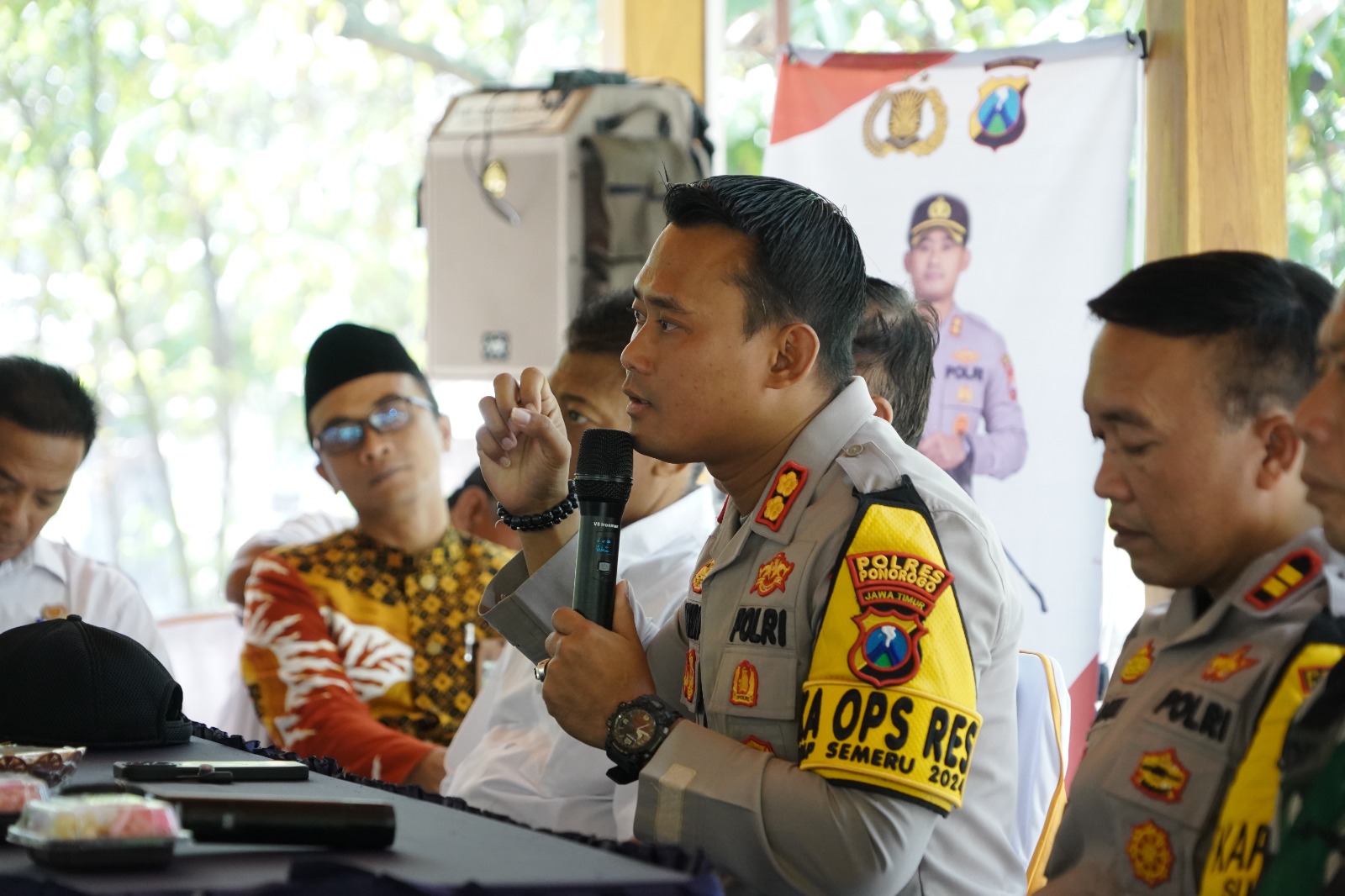 Cooling System Pikada 2024 Polres Ponorogo Gelar Dialog Bersama Warga Sukorejo