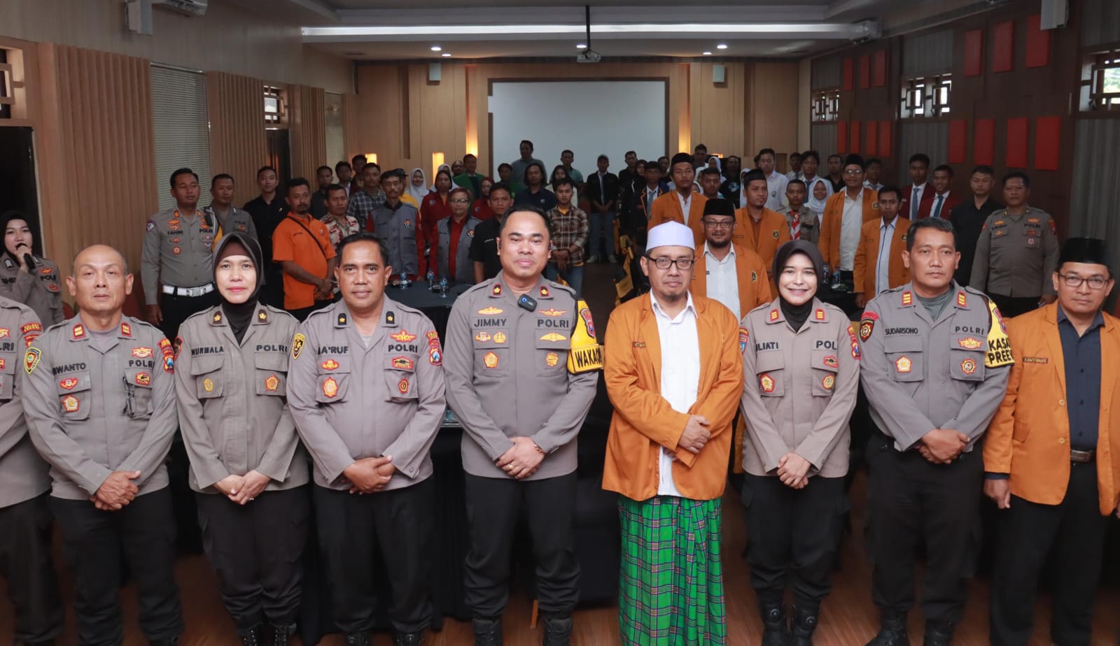 Dengan Cooling System Polres Jember Kawal Demokrasi Menuju Pilkada 2024 yang Aman dan Damai