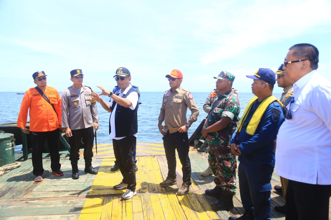 Peringati Hari Jadi Polairud ke-74, Polres Probolinggo dan Forkopimda Gelar Baksos di Pulau Gili Ketapang