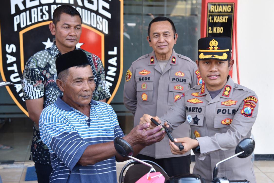 Pasca Amankan Tersangka Curanmor, Polres Bondowoso Serahkan Motor ke Pemilik Tanpa Biaya