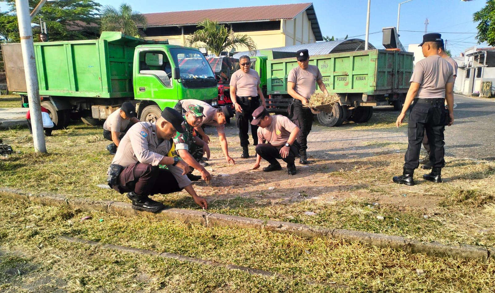 Sinergi Tiga Pilar, Polres Madiun Kota Kerja Bakti di Lokasi Dapur MBG Dukung Program Nasional