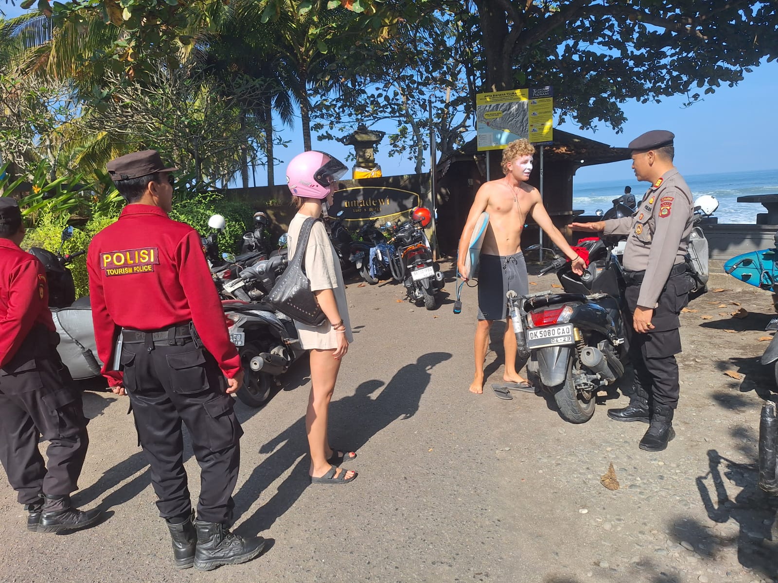 Polres Jembrana Intensifkan Patroli Wisata, Wujudkan Rasa Aman Warga dan Wisatawan