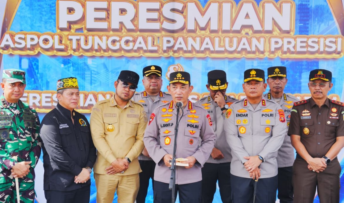 Resmikan Asrama dan Sarpras Polda Kaltim, Kapolri: Berikan Pengabdian Terbaik untuk Masyarakat